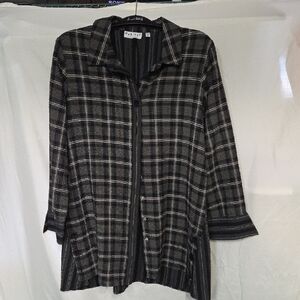 Habitat Black and Gray Striped Button Up Blouse Sz MED